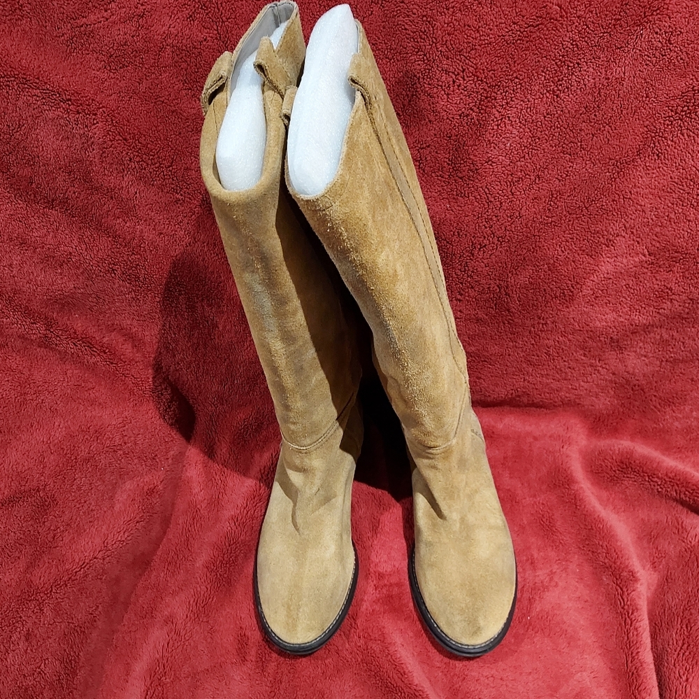 True Religion Suede Boots - Picture 1 of 9